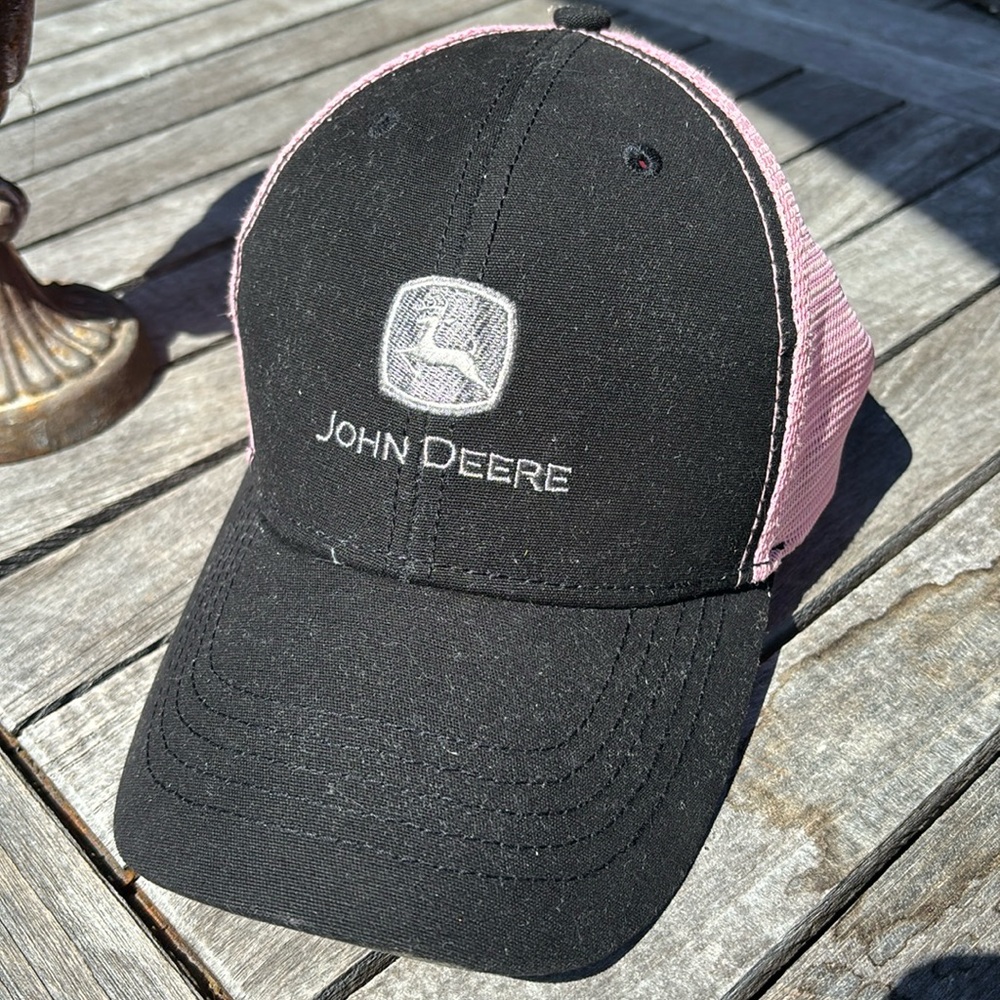 John Deere Women’s Trucker Style Snapback Cap Hat Pink & Black Adjustable